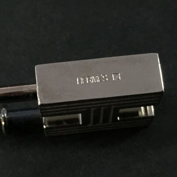 HERMES Cadena padlock Silver Tone Key Ring Key Holder - Picture 2 of 2